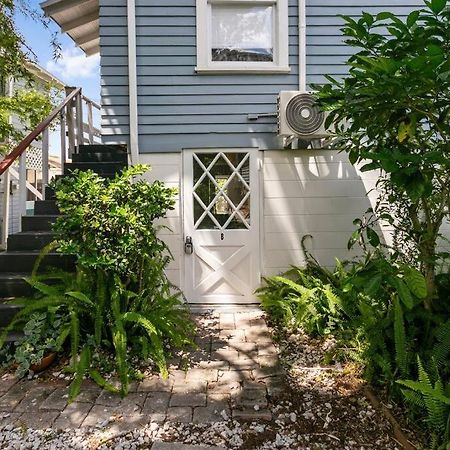 That 70'S Themed Apt Close To Coffee, Food + Shops Tampa Eksteriør bilde
